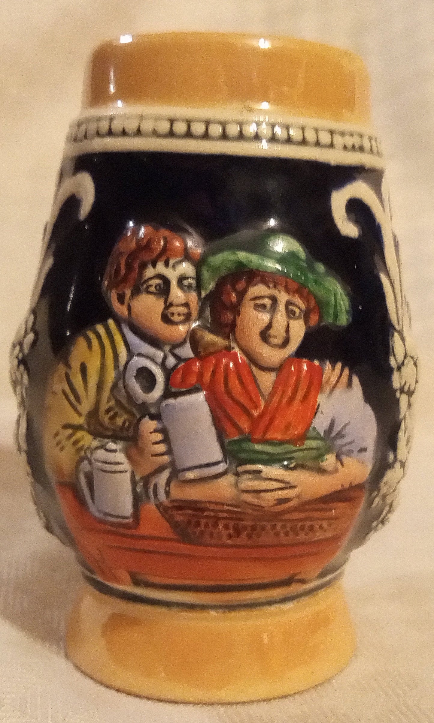 Vintage Bavarian Mini Stein #500 | Hand-Painted German Ceramic Relief Mug | Alpine Couple Souvenir (Mint)