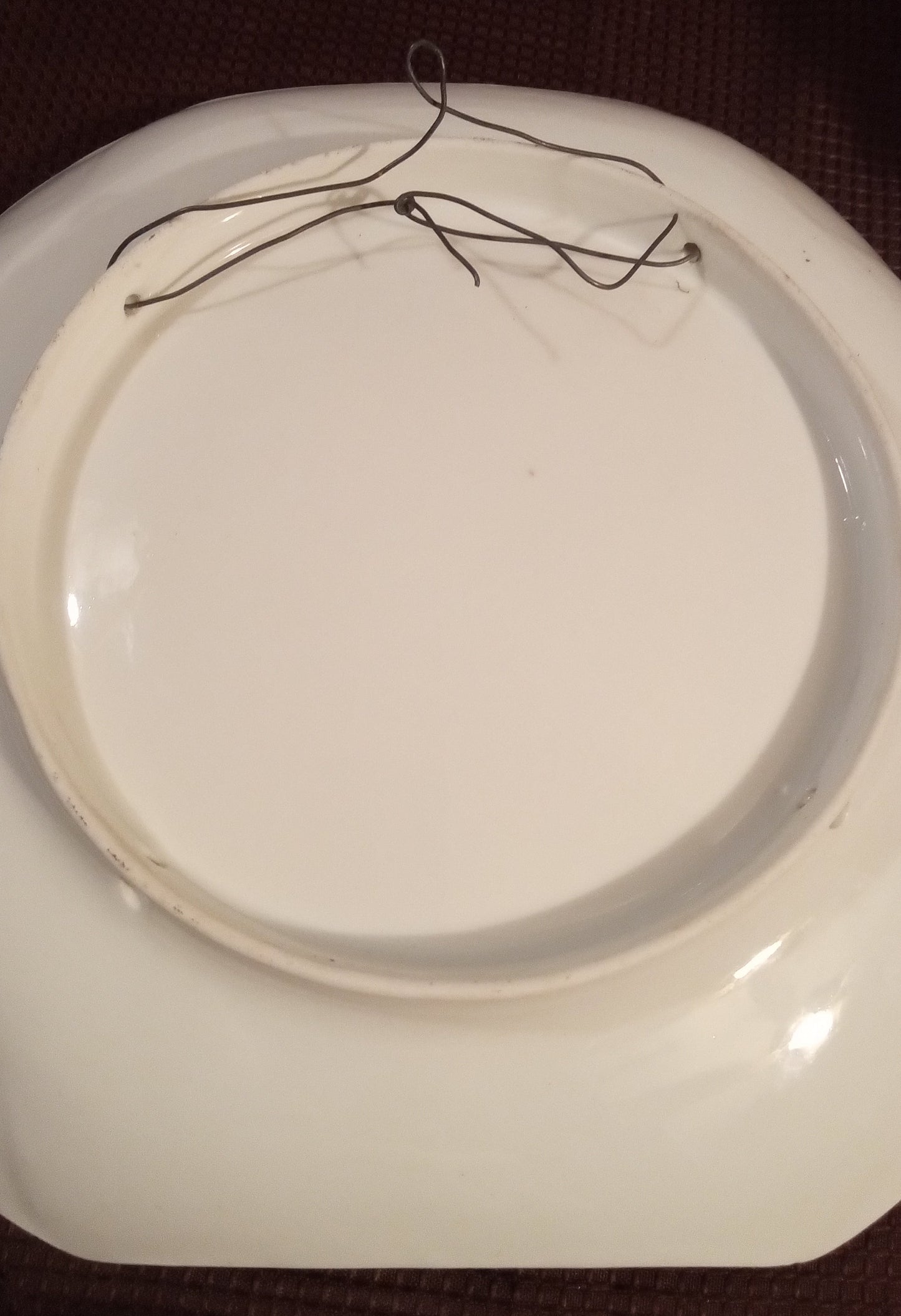 DRAMATIC! French Hunting Scene Plate: "Auvergne (Chasse Aux Loups)" 🐺 Gilded Gold Border + FREE SHIPPING!