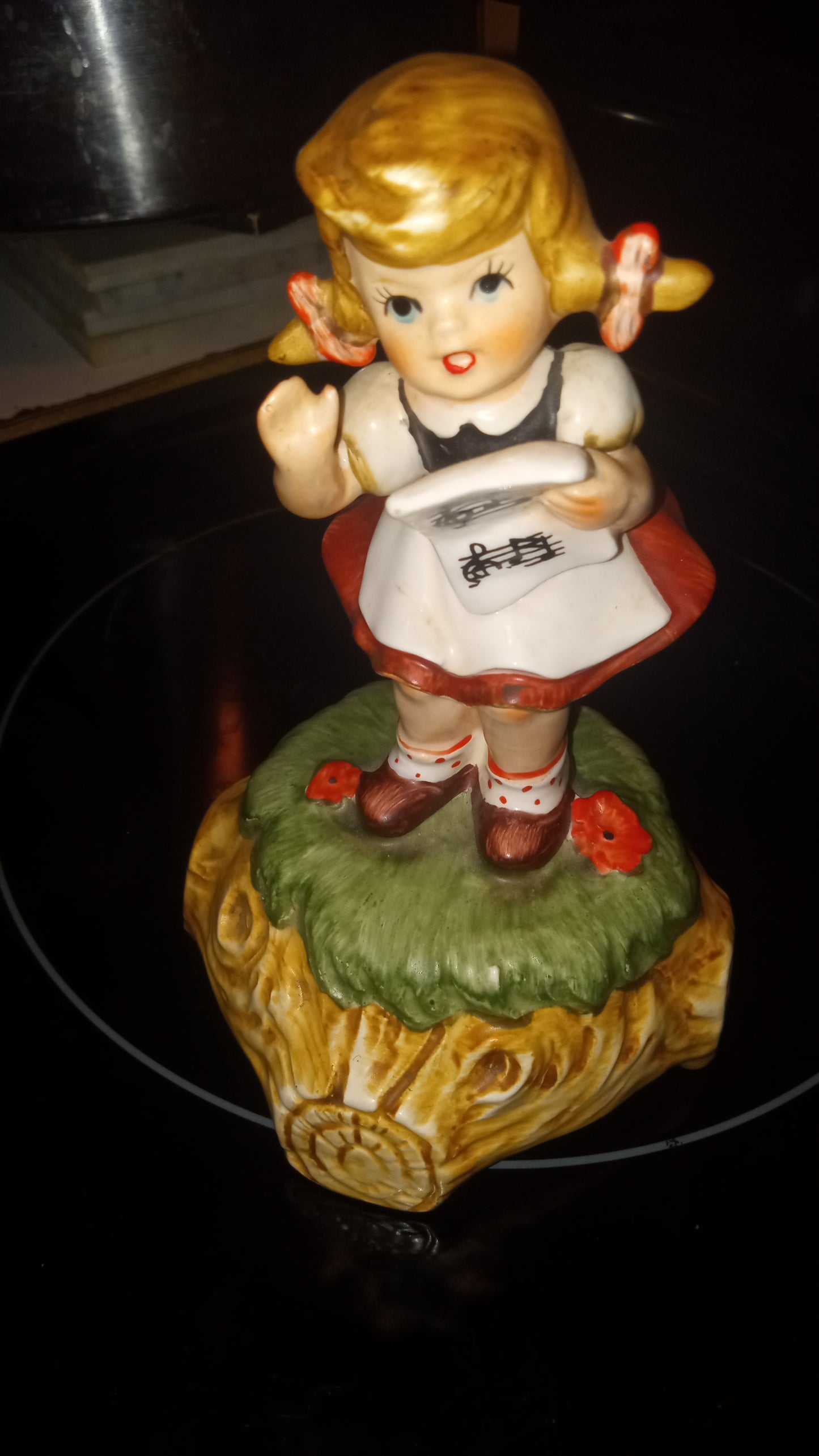 Vintage LEFTON CHINA GIRL SINGING SHEET MUSIC. Music BOX Plays "Tomorrow"