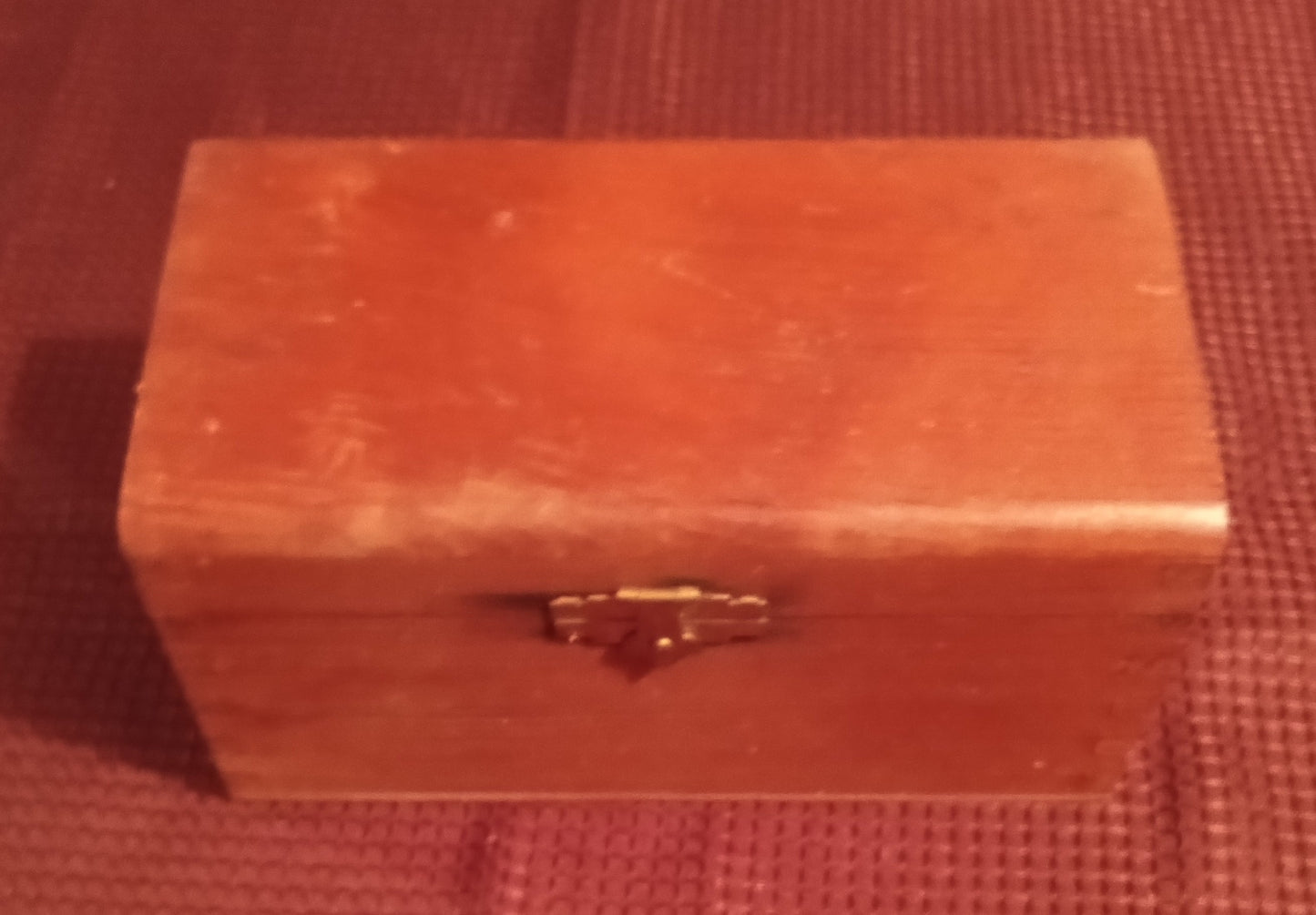 Vintage Hardwood Storage Box | Dovetail/Finger Joint Construction | Rustic Wooden Keepsake Chest