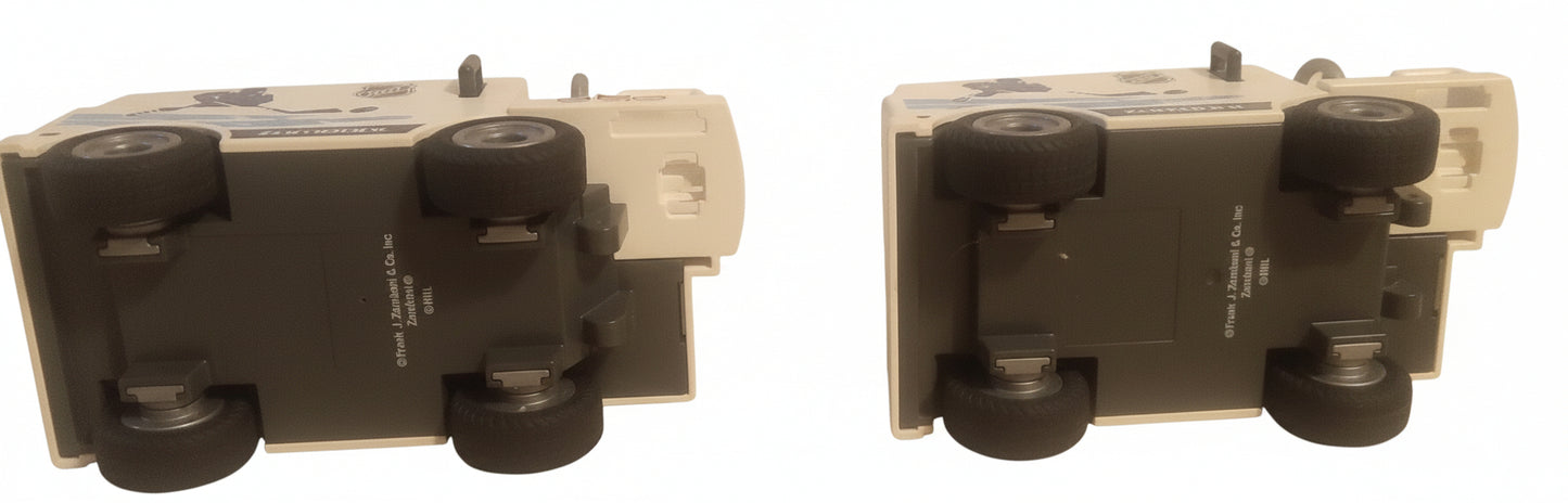 PLAYMOBIL NHL Chicago Blackhawks ZAMBONI Machine Duo (2) | Hockey Collectible Toy Set | FREE Priority Shipping & Insurance