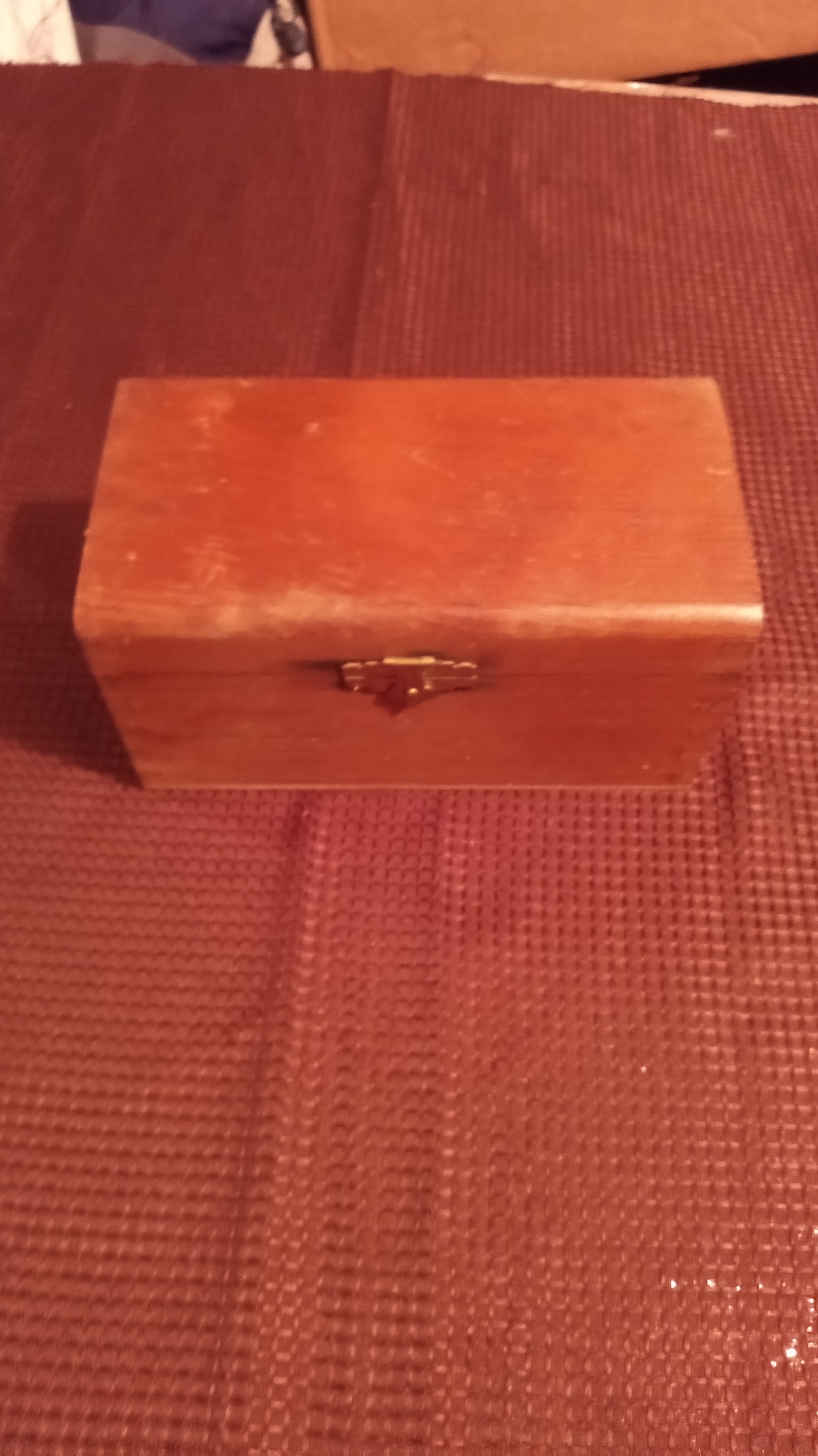 Vintage Hardwood Storage Box | Dovetail/Finger Joint Construction | Rustic Wooden Keepsake Chest